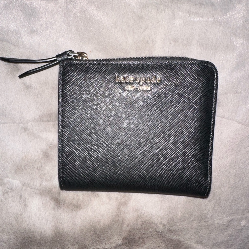 NWOT Kate Spade black wallet